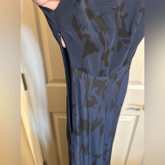 Club Monaco Leaf Patterned V-Neck Cap Sleeve Maxi Dress, Dark Blue/Black, 0 - Picture 7 of 10